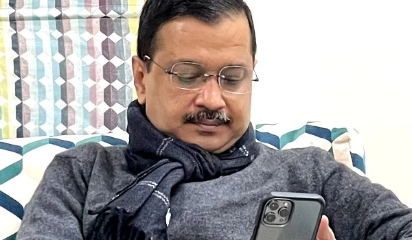 কেজরিওয়ালের ফোনের লক খুলবে না অ্যাপল