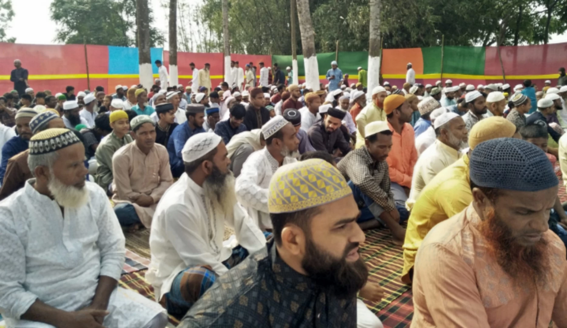 ঠাকুরগাঁওয়ে ঈদুল ফিতরের জামাত অনুষ্ঠিত
