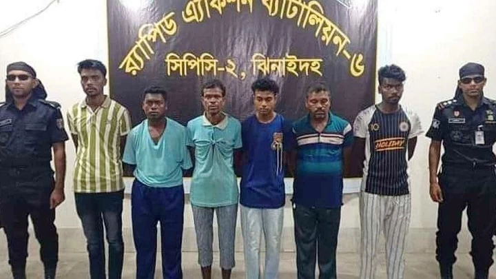 ঝিনাইদহে স্বাধীন হত্যা মামলার পলাতক আসামী গ্রেফতার