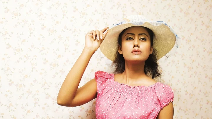 গরমে আরাম ও স্বস্তিদায়ক পোশাক
