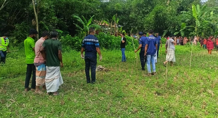 নিখোঁজের ৯ দিন পর বস্তায় মিললো শিশু শর্মিলার লাশ