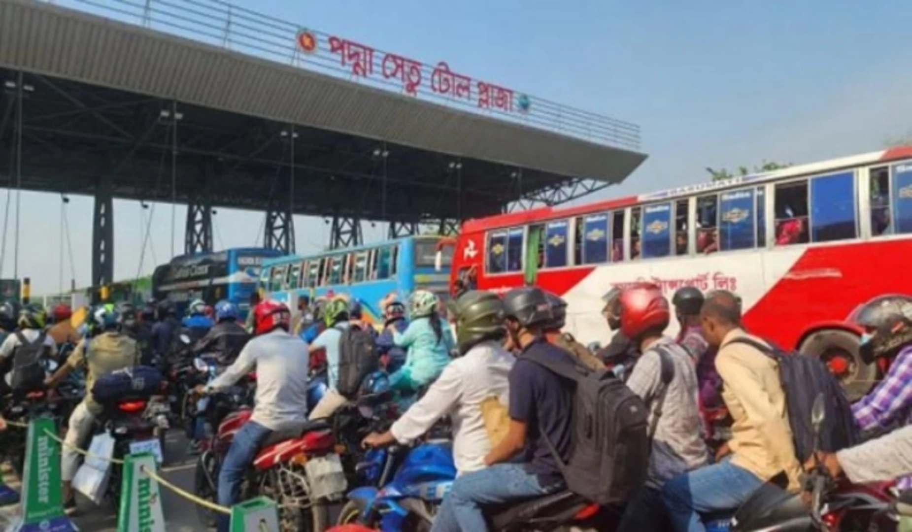 পদ্মা ও বঙ্গবন্ধু সেতুতে টোল আদায়ে রেকর্ড