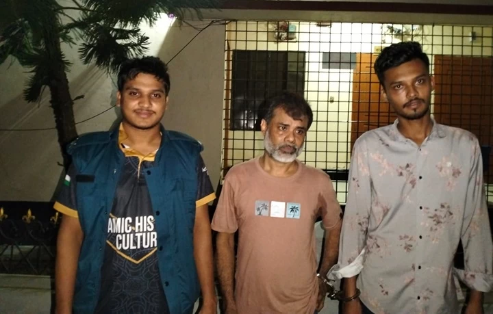 নোয়াখালীতে গাঁজা-অ্যালকোহল সেবনে দুইজনকে কারাদন্ড