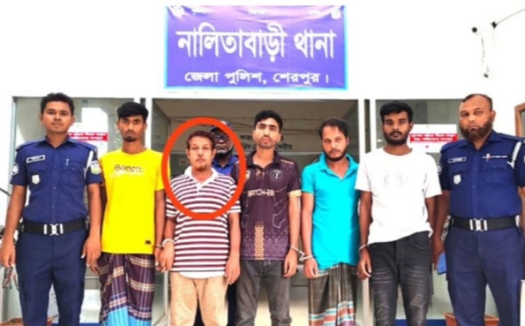 নালিতাবাড়ীতে শিক্ষার্থী ধর্ষণচেষ্ট: শিক্ষক গ্রেফতার